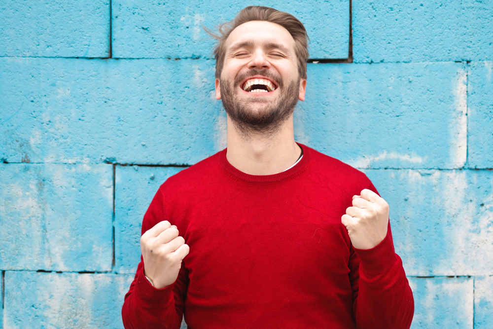 SER FELIZ VALE MUITO A PENA!  JÁ PENSOU SOBRE ISSO?